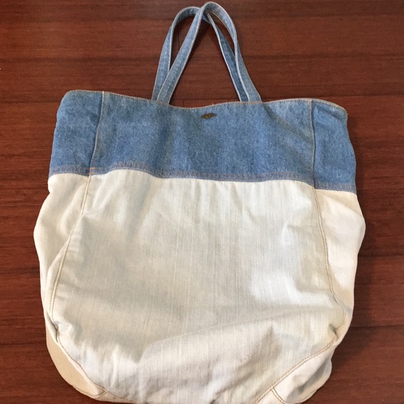 A/X (Armani Exchange) bag - Picture 8 of 9